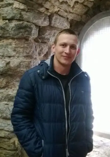 Влад из Гатчины, ищу на сайте знакомства без обязательств