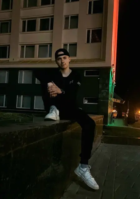 Я Владимир, 21, знакомлюсь для постоянных отношений в Гродно