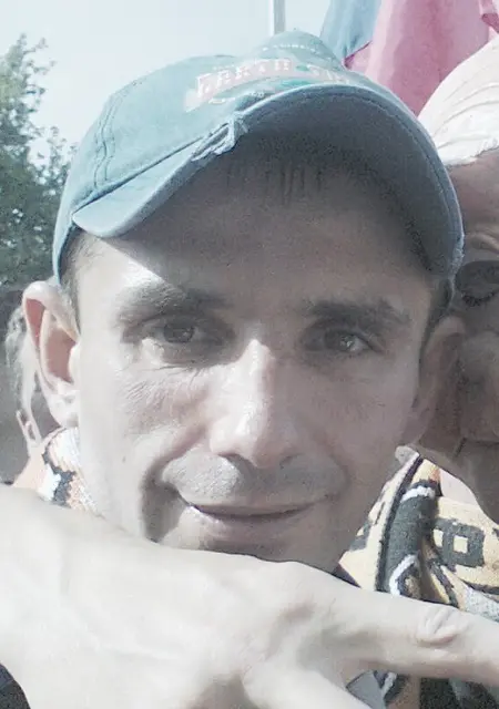 Den из Екатеринбурга, мне 42, познакомлюсь для приятного времяпровождения