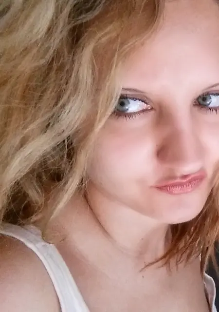 Елизавета из Нерюнгри, ищу на сайте общение