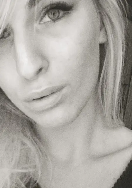 Я Стелла, 18, знакомлюсь для общения в Владимире