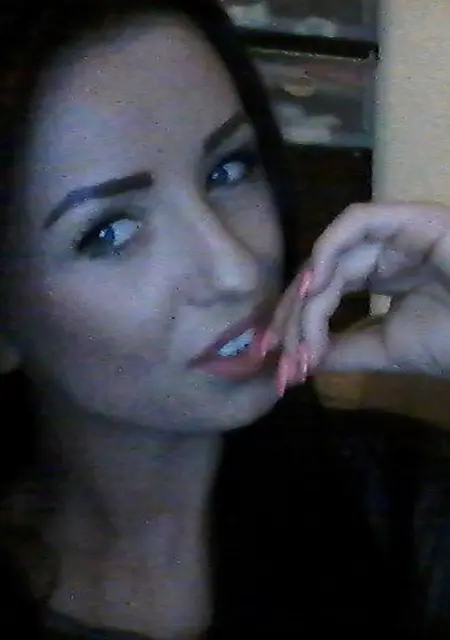 Я Роза, 21, из Серова, ищу знакомство для постоянных отношений