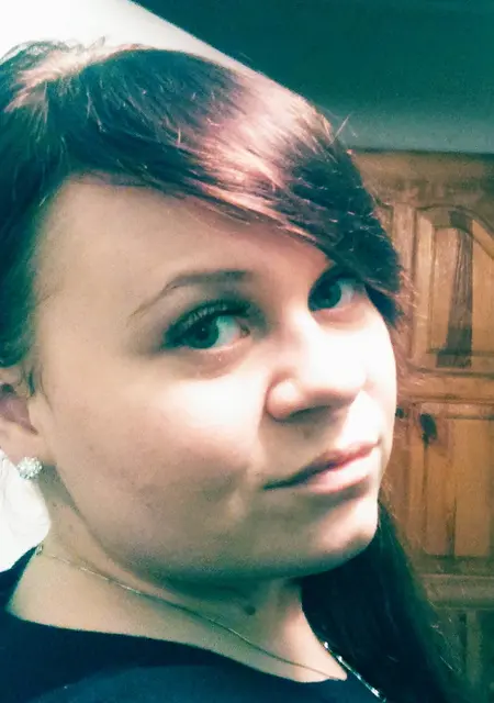 Я Лариса, 23, знакомлюсь для вирта в Каргате