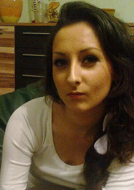 Елена из Абинска, мне 24, познакомлюсь для общения