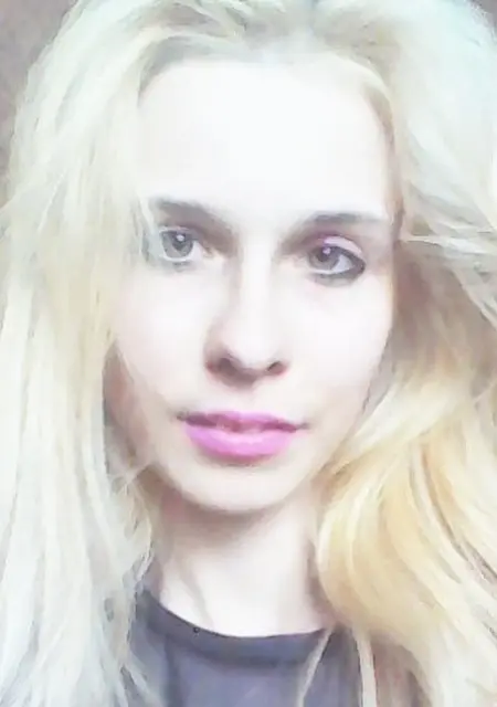 Я Людмила, 21, из Игры, ищу знакомства без обязательств