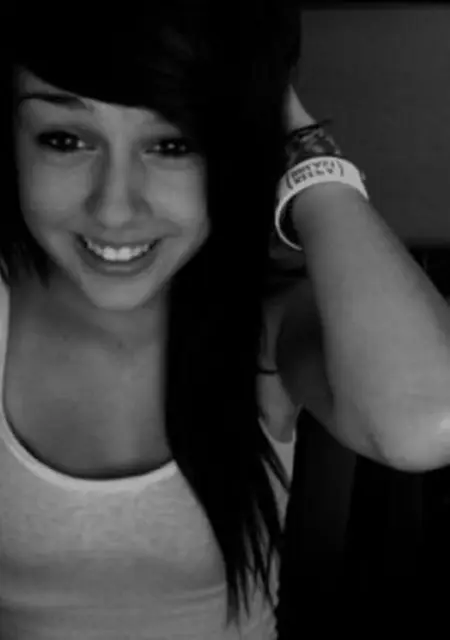 Я Раиса, 27, из Малаховки, ищу знакомство для постоянных отношений