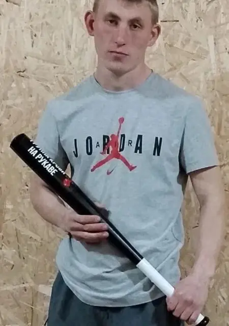 Андрей из Ярославля, мне 23, познакомлюсь для постоянных отношений