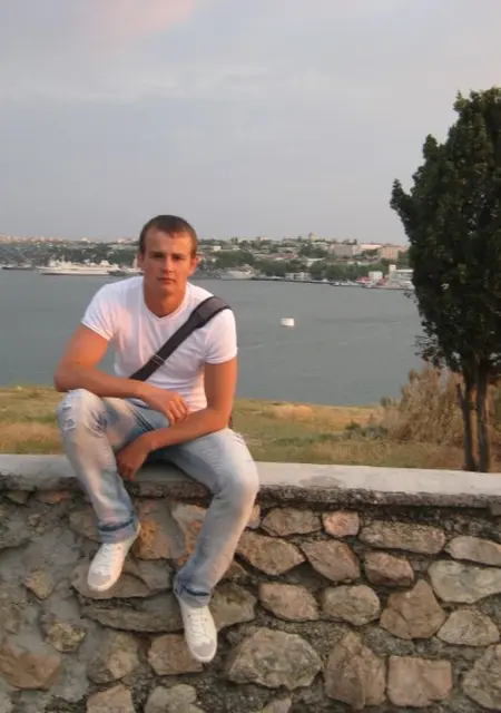 Serg из Тамбова, мне 45, познакомлюсь для дружбы