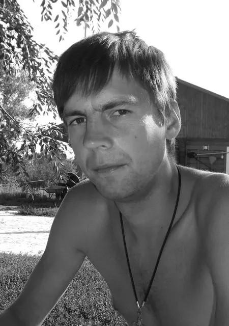 Рома из Воронежа, ищу на сайте знакомства на одну ночь