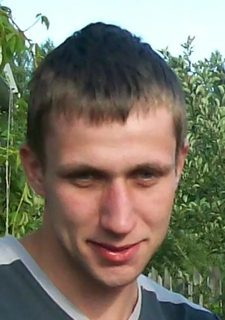 Семен из Кирова, ищу на сайте знакомства на одну ночь