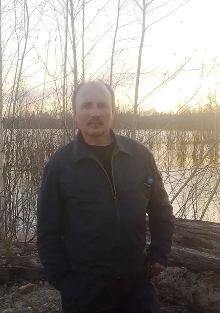 Я Юрий, 64, знакомлюсь для приятного времяпровождения в Томске