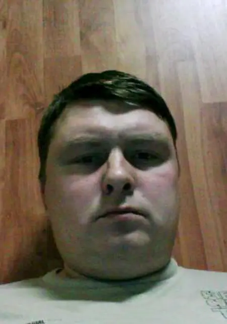 Я Игорь, 45, из Кирова, ищу знакомства на одну ночь