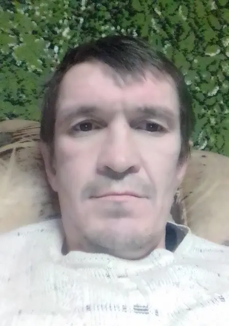 Urij из Уфы, мне 42, познакомлюсь на одну ночь