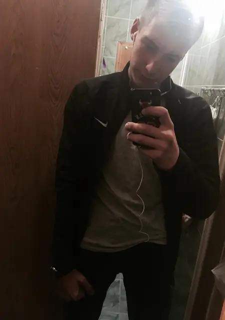 Михаил из Калуги, мне 27, познакомлюсь для вирта