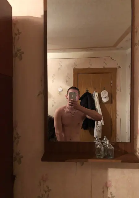 Я Вадим, 19, из Белгорода, ищу знакомство для дружбы