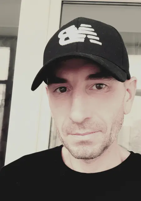 Руслан из Салавата, ищу на сайте знакомства без обязательств