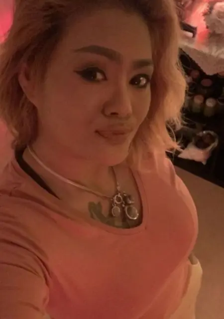 Я Kwanjit, 41, знакомлюсь в Стокгольме