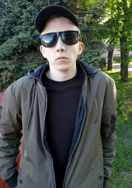 Иван из Сызрани, мне 25, познакомлюсь без обязательств