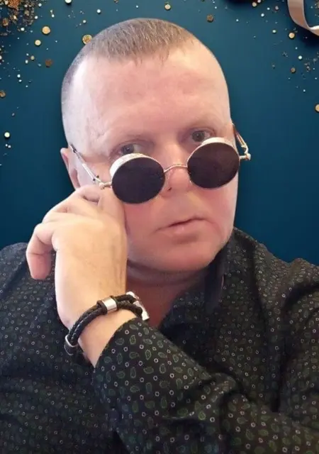 Я Клад, 47, знакомлюсь для дружбы в Великом Новгороде