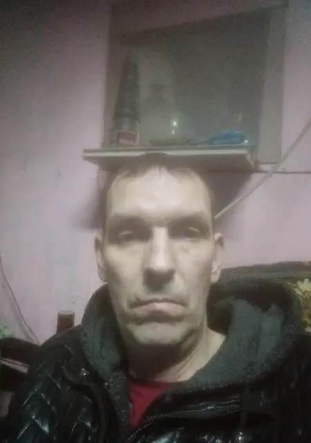 Слава из Ачинска, мне 45, познакомлюсь без обязательств