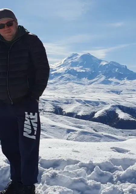 Я Виктор, 46, из Екатеринбурга, ищу знакомства без обязательств