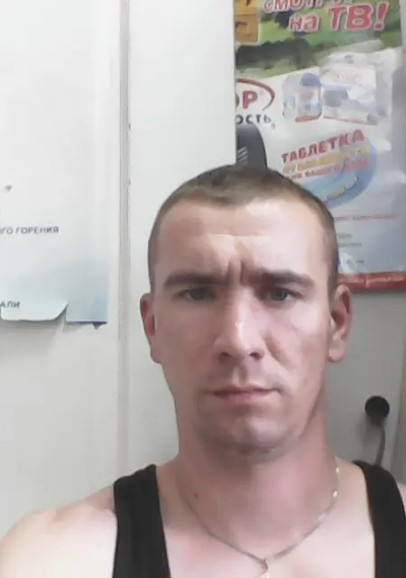 Александр из Белова, мне 39, познакомлюсь для постоянных отношений