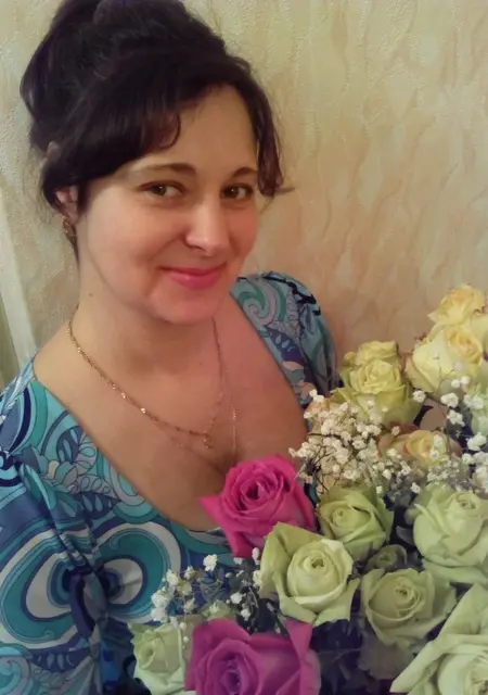 Я Марина, 54, из Кронштадта, ищу знакомство для постоянных отношений