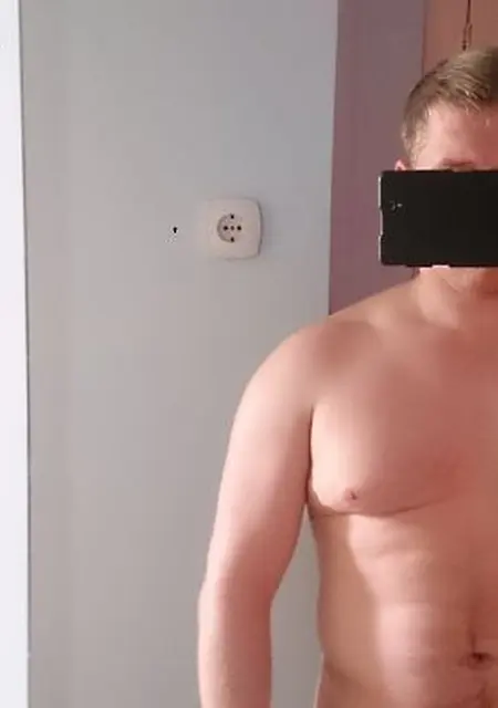 Den из Салехарда, мне 45, познакомлюсь на одну ночь