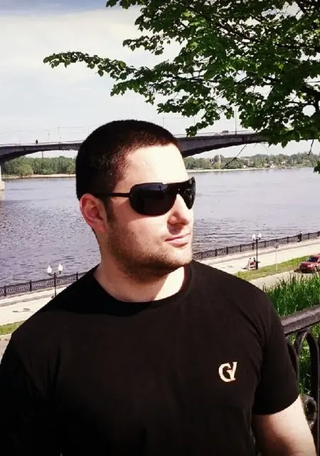 Я Егор, 43, знакомлюсь без обязательств в Новочеркасске