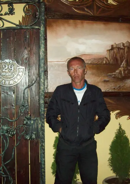 Я Vkadislav, 52, из Воронежа, ищу знакомство для постоянных отношений