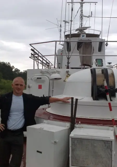 Я Серега, 38, из Анапы, ищу знакомства без обязательств