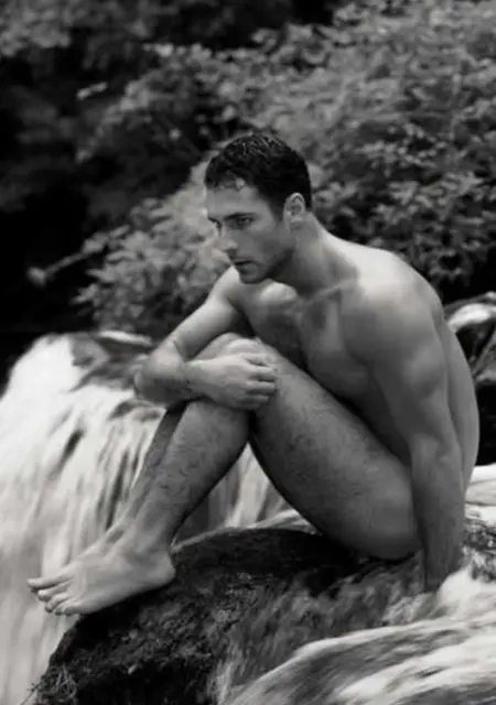 Паша из Иркутска, мне 44, познакомлюсь без обязательств