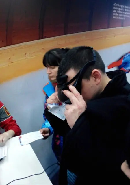 Я Роман, 44, знакомлюсь для постоянных отношений в Миллерове