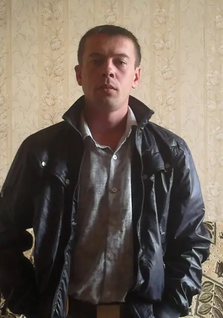 Я Stanislaw, 43, знакомлюсь без обязательств в Омске