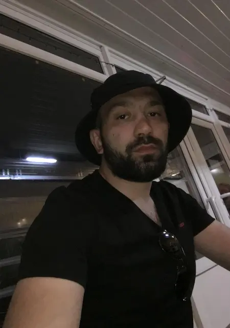 Лерник из Георгиевска, ищу на сайте знакомства на одну ночь