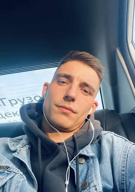 Артём из Темрюка, мне 29, познакомлюсь для приятного времяпровождения