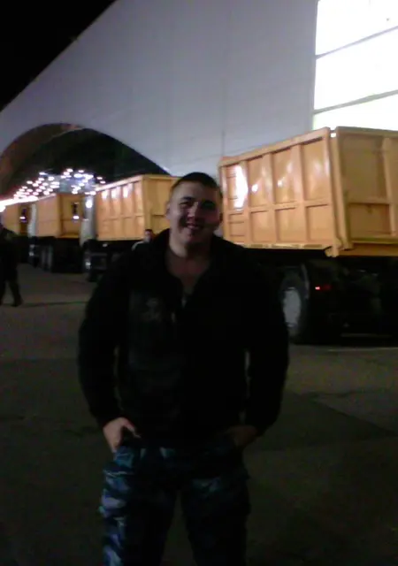 Влад из Инты, мне 38, познакомлюсь для приятного времяпровождения