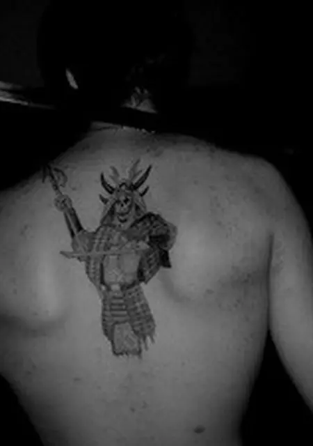 Тамерлан из Нового Уренгоя, мне 33, познакомлюсь на одну ночь