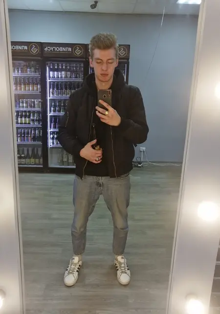 Роман из Коврова, мне 24, познакомлюсь на одну ночь