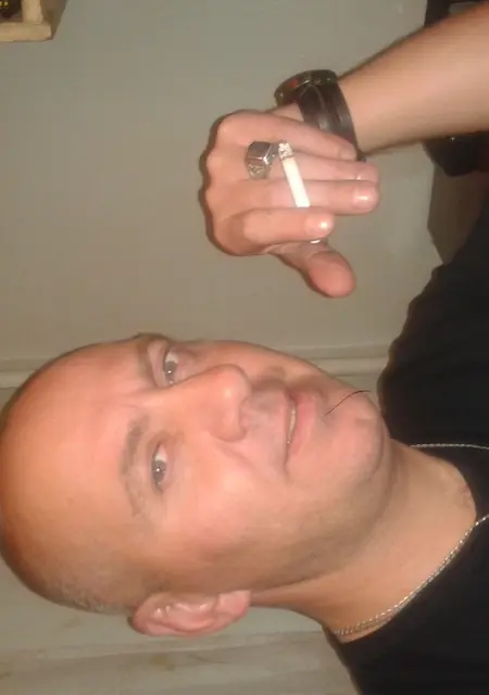 Я Михаил, 47, знакомлюсь для постоянных отношений в Коврове