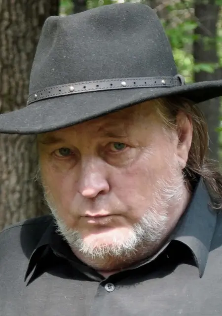 Николай из Твери, мне 69, познакомлюсь без обязательств