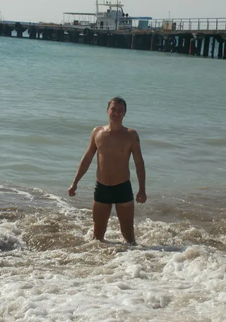 Алексей из Лобни, ищу на сайте знакомства на одну ночь