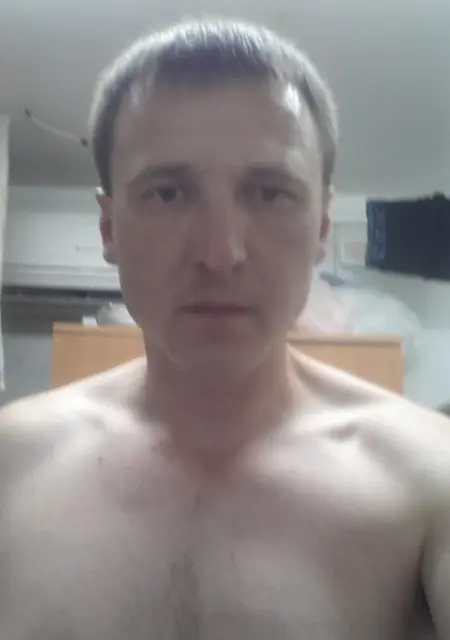 Я Александр, 42, из Подольска, ищу знакомства без обязательств