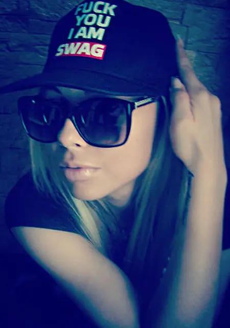 Я Милашка, 32, из Хабаровска, ищу знакомства без обязательств