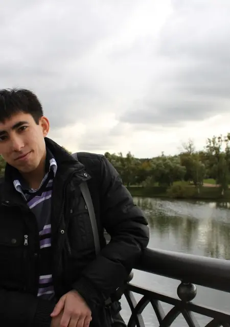 Денис из Ейска, ищу на сайте знакомства на одну ночь