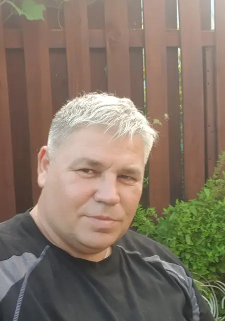 Я Андрей, 51, из Красноармейска, ищу знакомство для открытые отношения