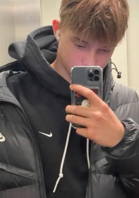 Назар из Липецка, ищу на сайте вирта