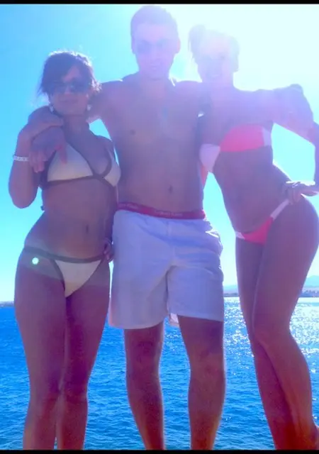 Я Николай, 39, из Белгорода, ищу знакомства на одну ночь