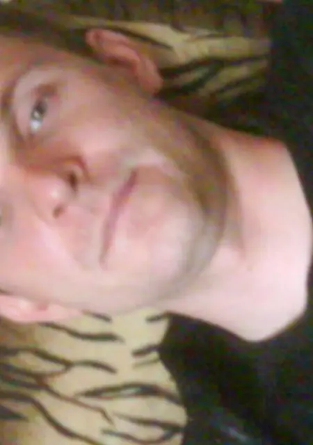 Любовник из Лесосибирска, мне 41, познакомлюсь на одну ночь