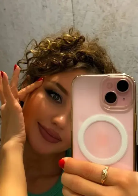 Мария из Москвы, ищу на сайте постоянные отношения